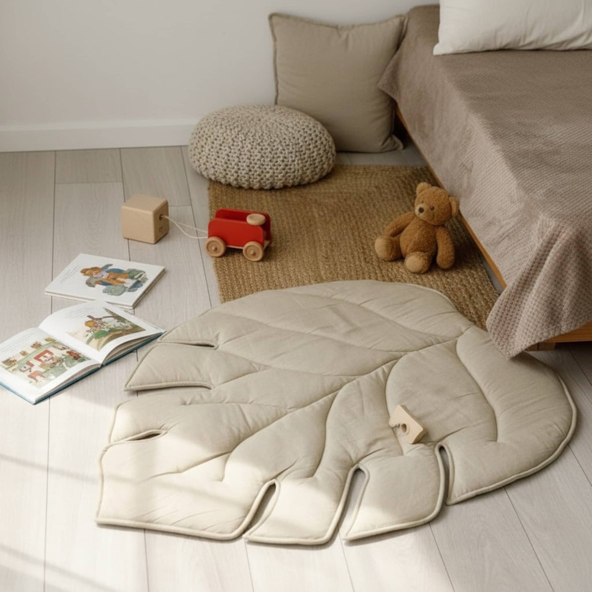 Leaf Linen Play Mat, Green Baby Play Mat