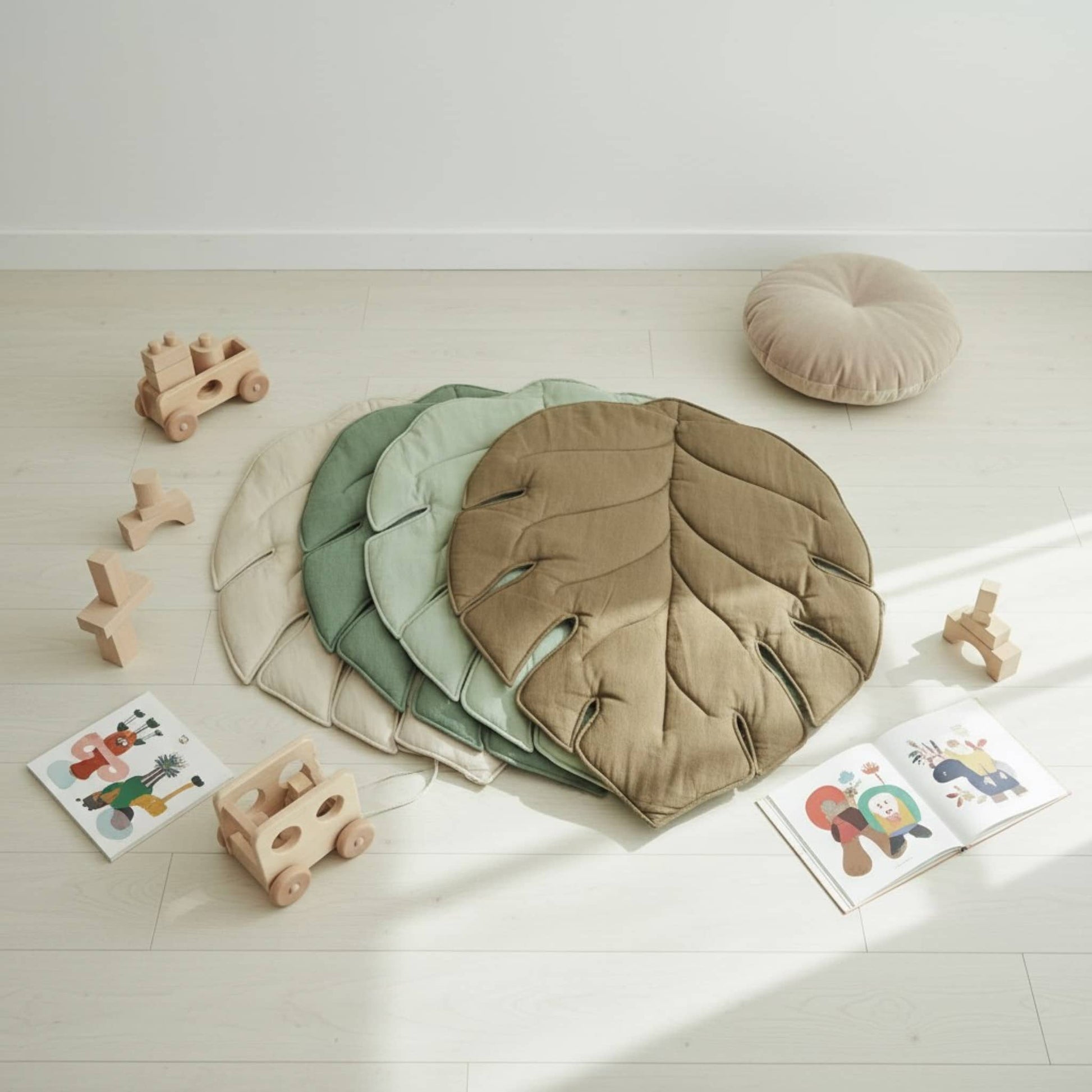 Leaf Linen Play Mat, Green Baby Play Mat