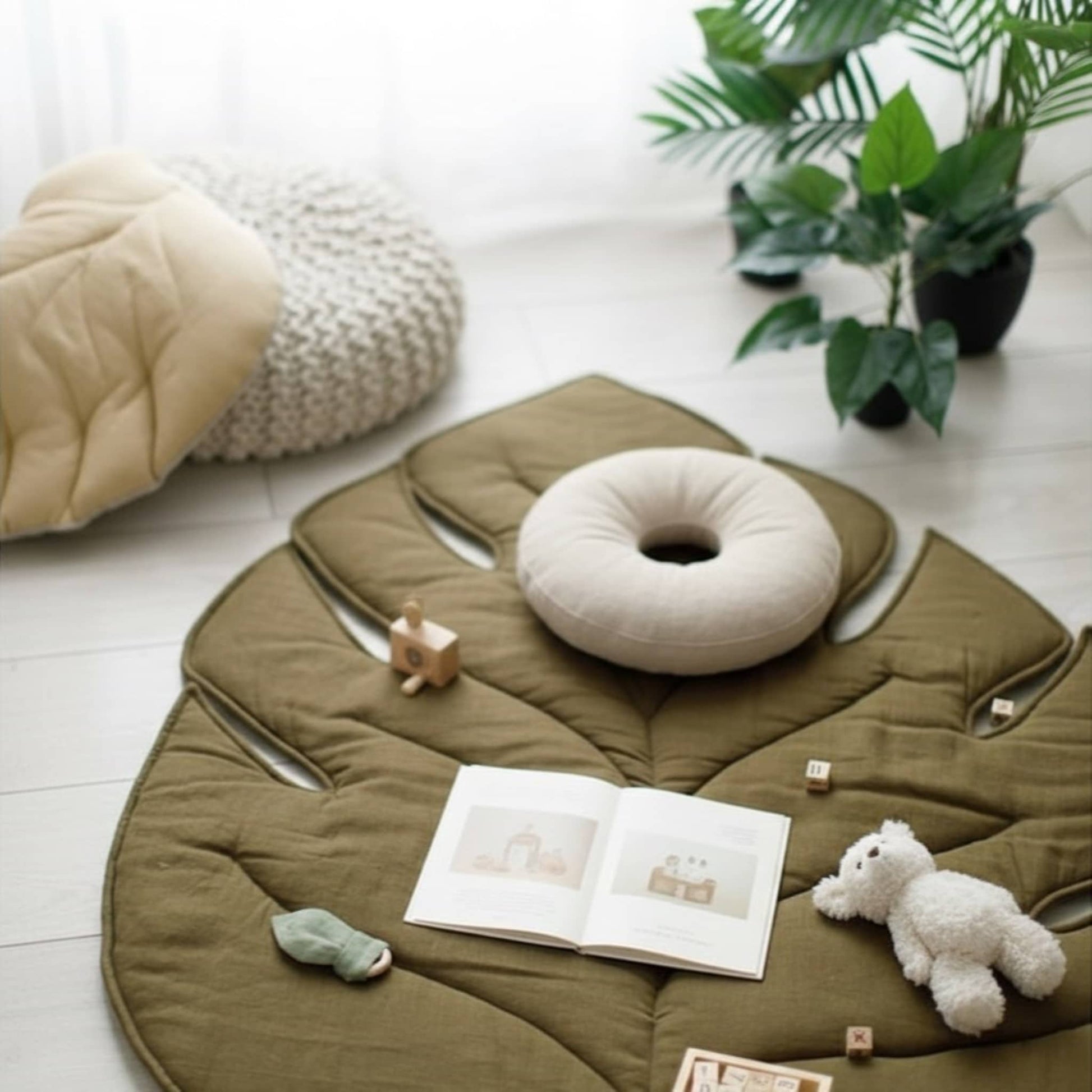 Leaf Linen Play Mat, Green Baby Play Mat