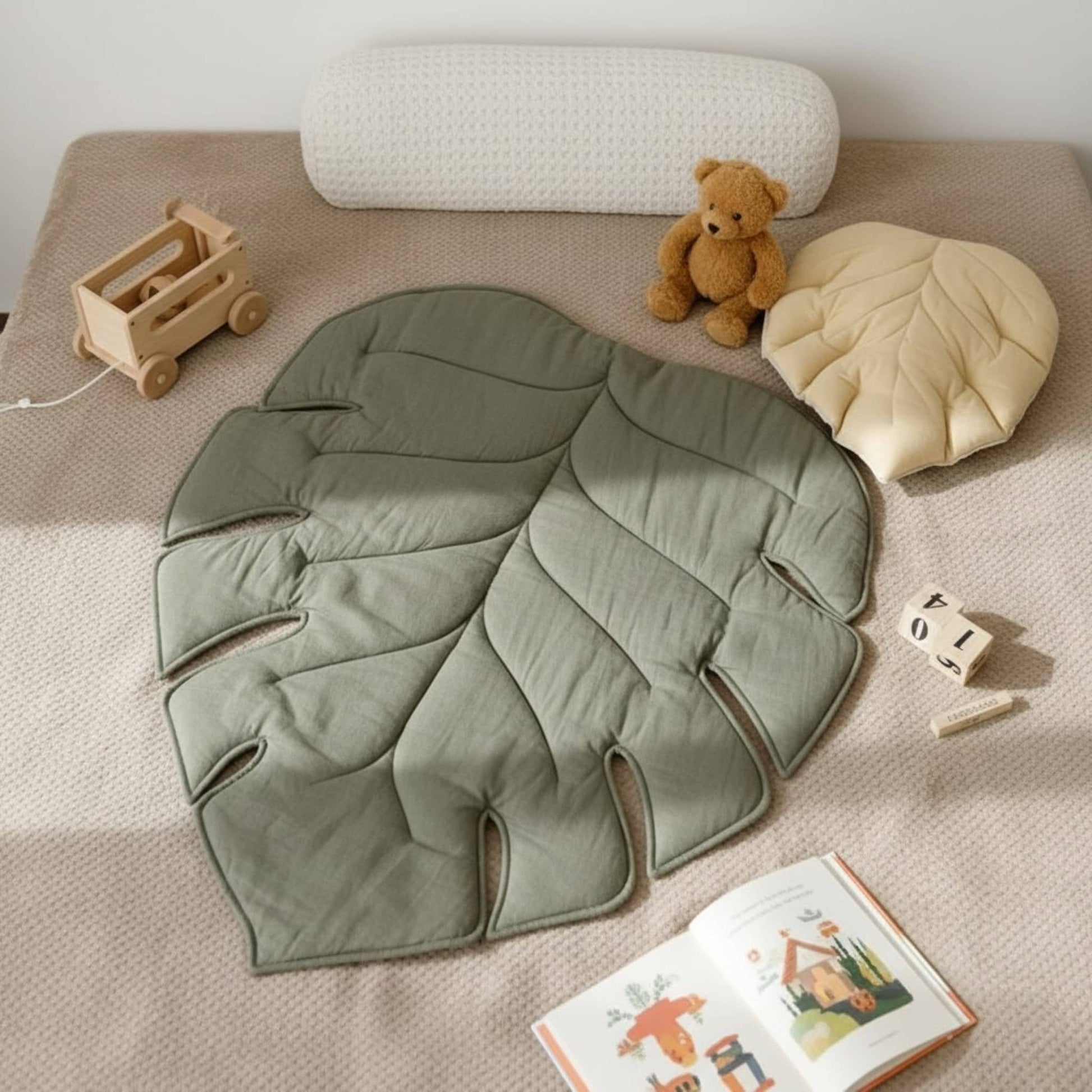 Leaf Linen Play Mat, Green Baby Play Mat