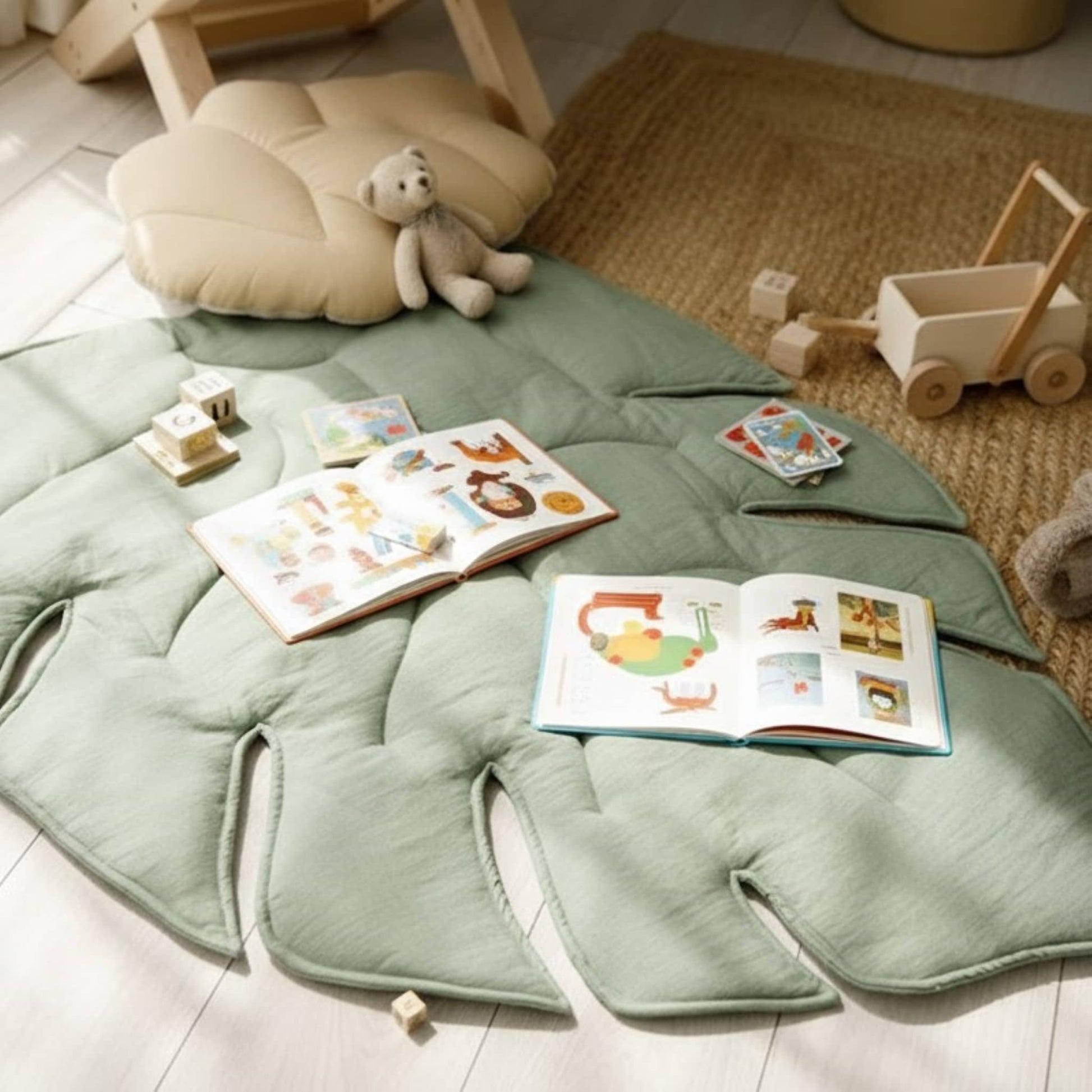 Leaf Linen Play Mat, Green Baby Play Mat