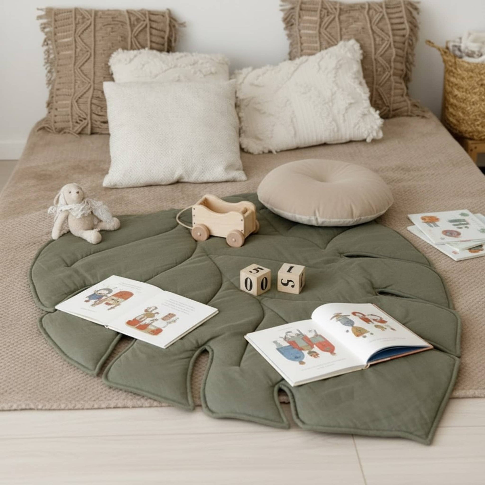 Leaf Linen Play Mat, Green Baby Play Mat