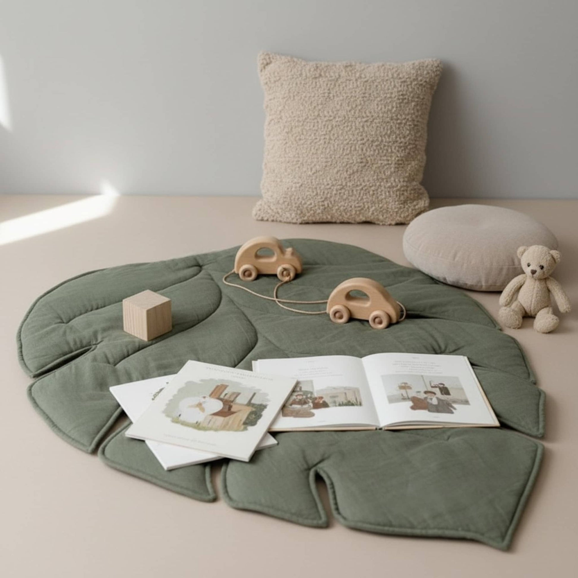 Leaf Linen Play Mat, Green Baby Play Mat