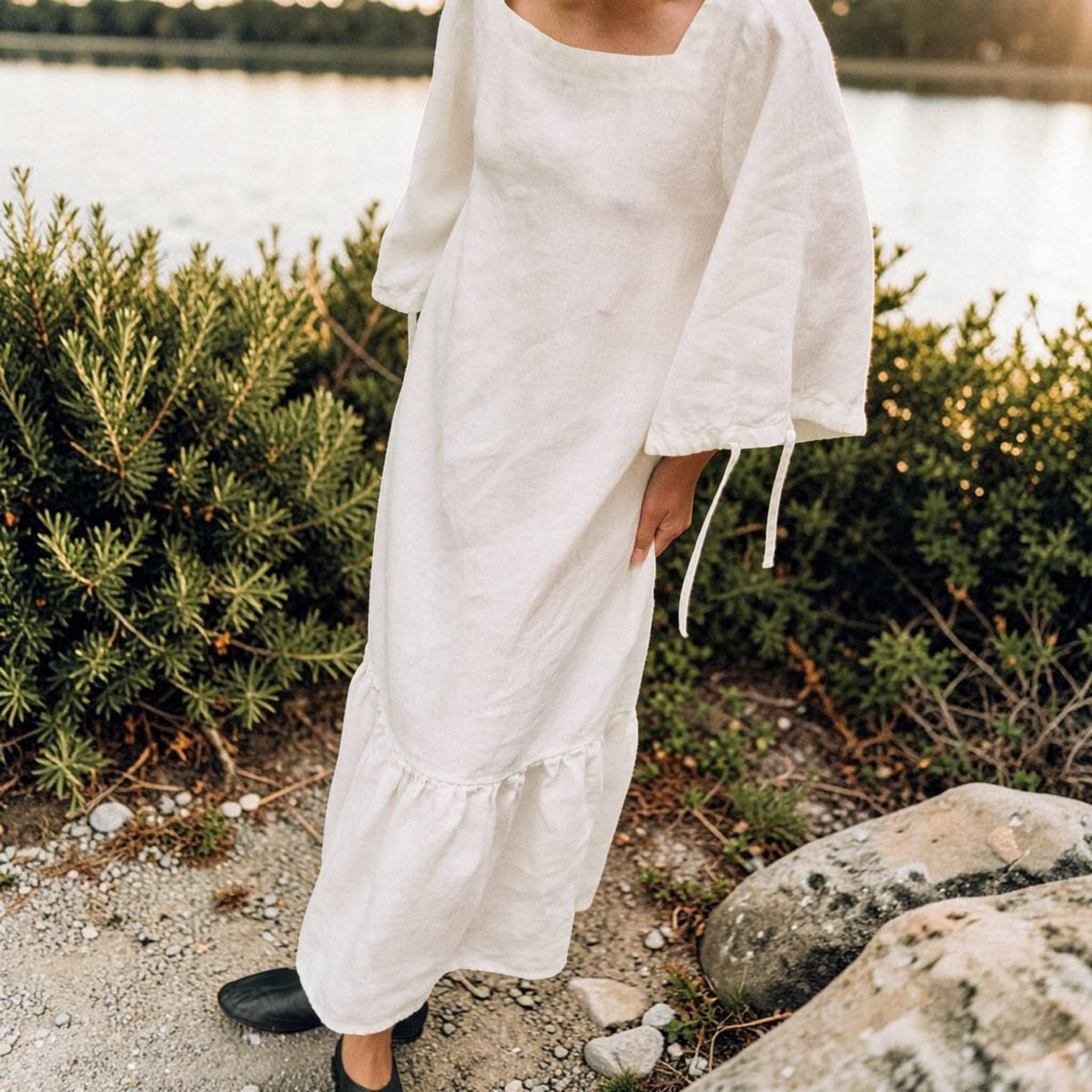 Relaxed Linen Midi Dress, Ruffle Hem 3/4 Sleeve
