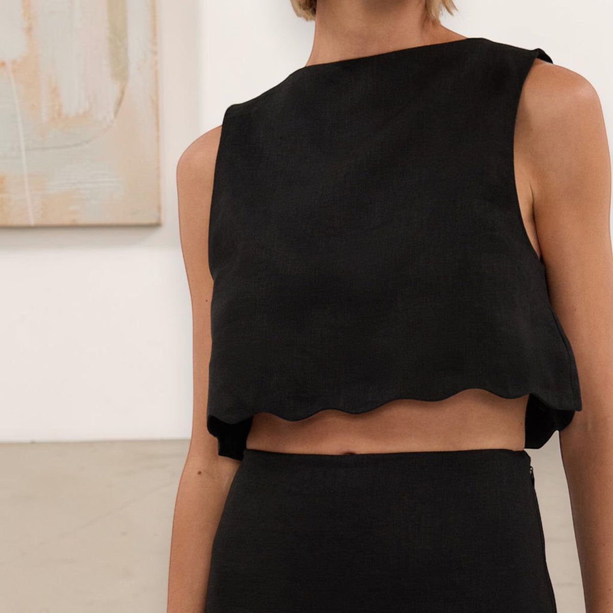 Scalloped Sleeveless Linen Top, High Neck Cropped