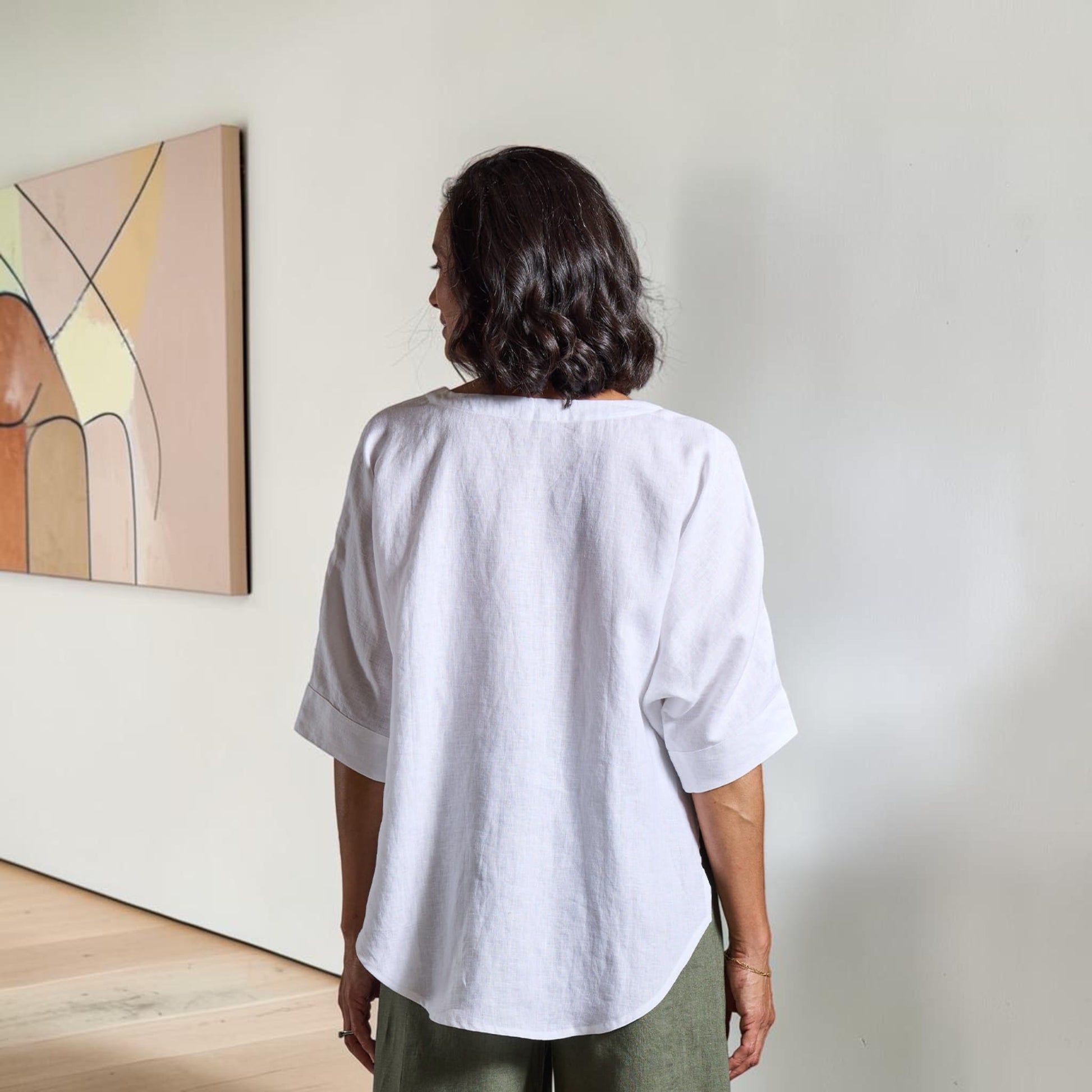Short Sleeve Linen Top, V Neck Curved Hem