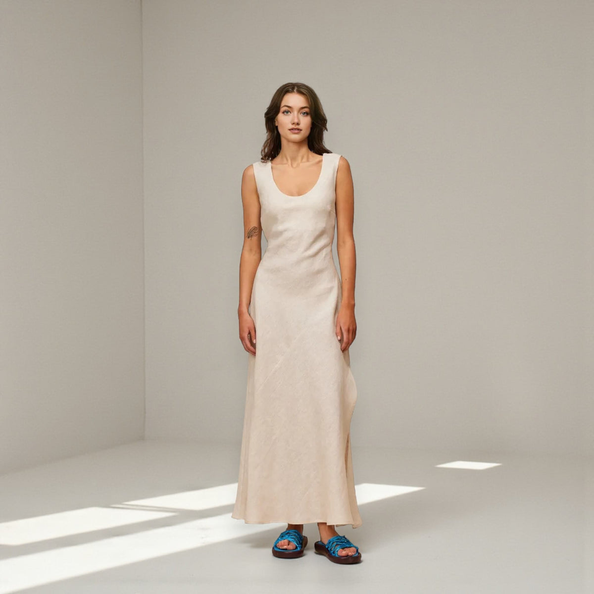 Slit Linen Maxi Dress, Scoop Neck Maxi Dress