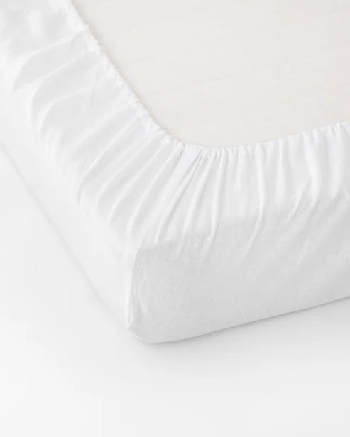 White linen fitted sheet